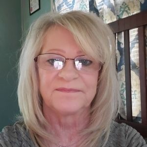 Meet your Posher, Lynn